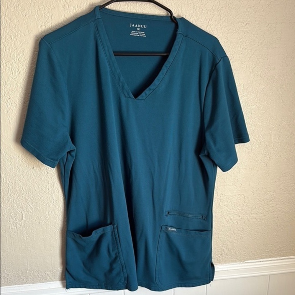 JAANUU Scrub Top
